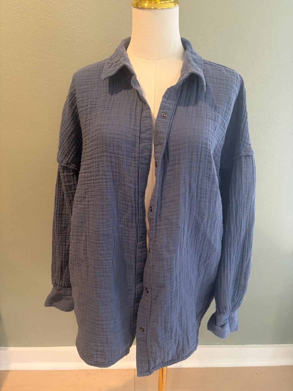 SO Blue Gauze Button-Front Shirt Size XL